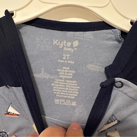 Kyte BABY Blue Nautical One Piece Short all Vintage Boats Size 2T - Picture 9 of 9